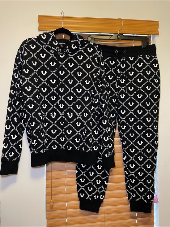 True Religion Other - True Religion Black & White Logo Print Men’s Set